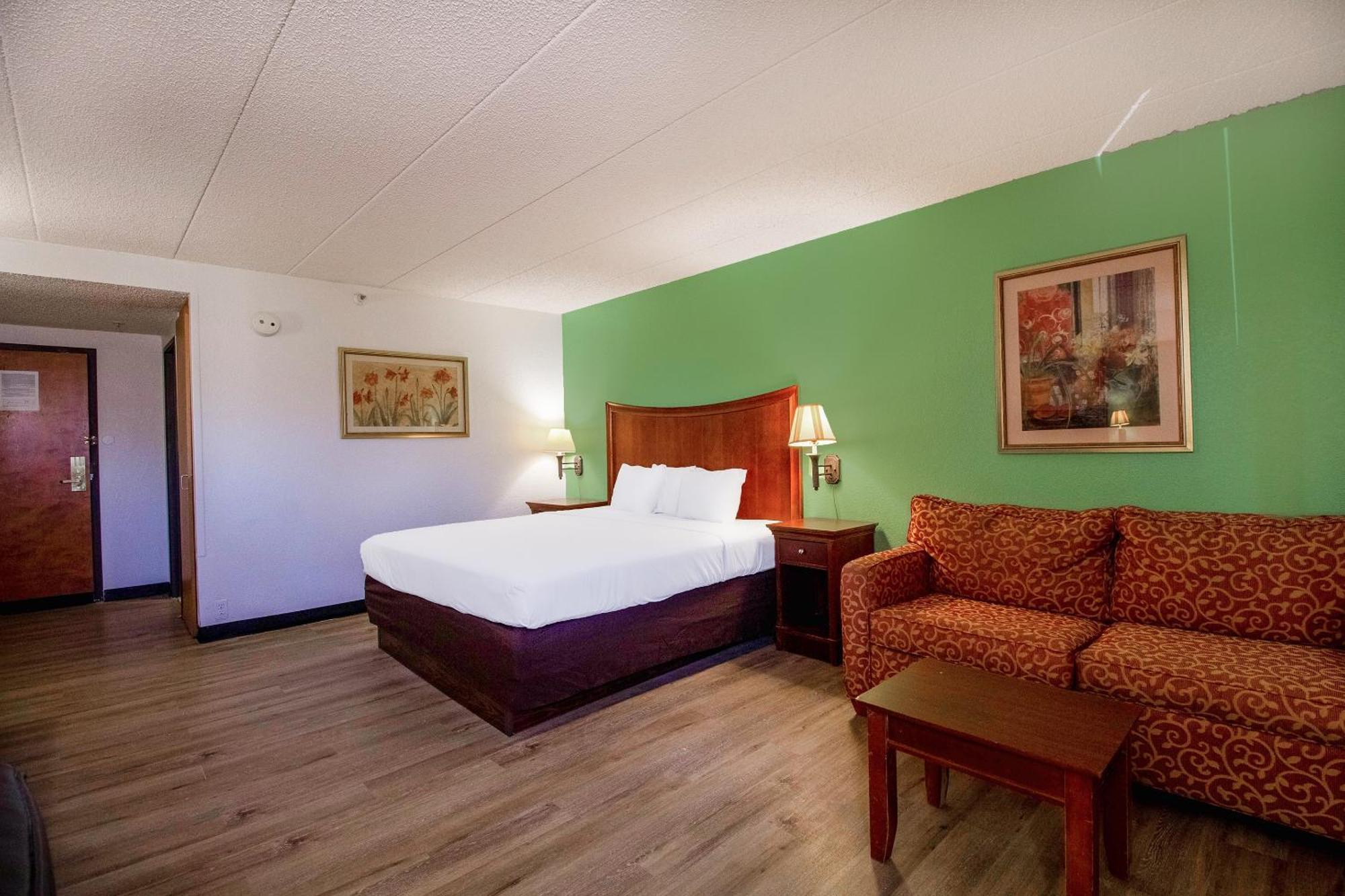 Tulsa Square Hotel Central, I-44 By Oyo Exterior foto